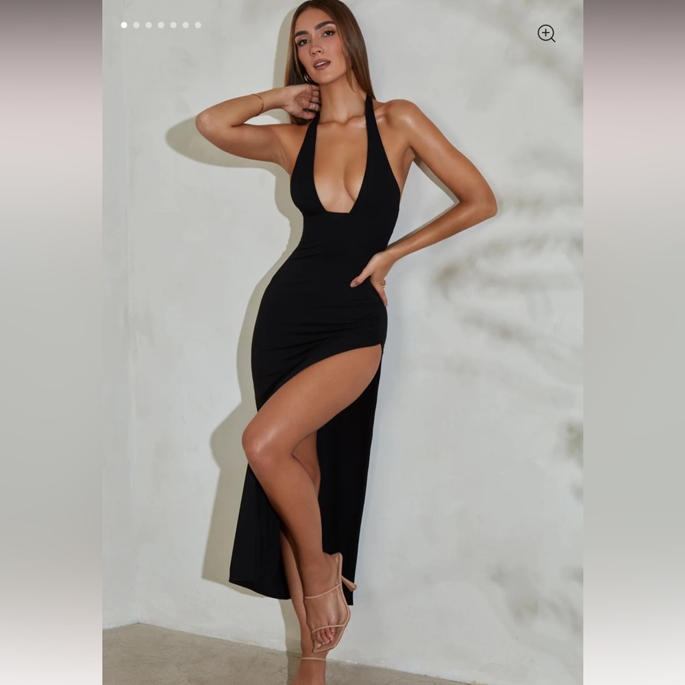 Oh polly MEI
High Split Halter Neck Maxi Dress in Black
